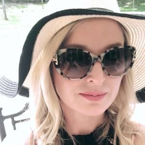 Meet your Posher, Tabiatha